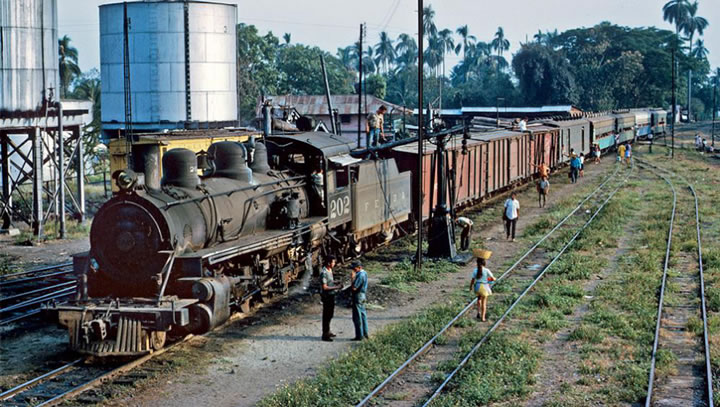 Ferrocarril en Guatemala. Foto: Saúl Lima
